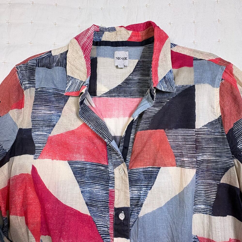 Nic + Zoe Geometric Print Cotton Button Up Shirt Women's M Patriotic Lightweight - Picture 5 of 13